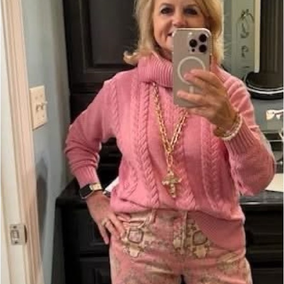 Cabi Blush Pullover - Picture 13 of 14